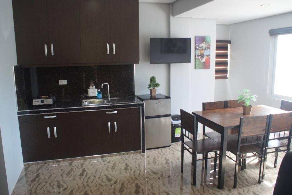 Avana Hills Tagaytay Villa Tagaytay City Εξωτερικό φωτογραφία