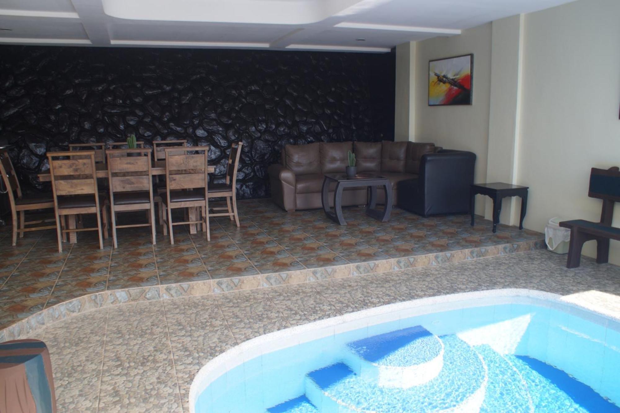 Avana Hills Tagaytay Villa Tagaytay City Εξωτερικό φωτογραφία