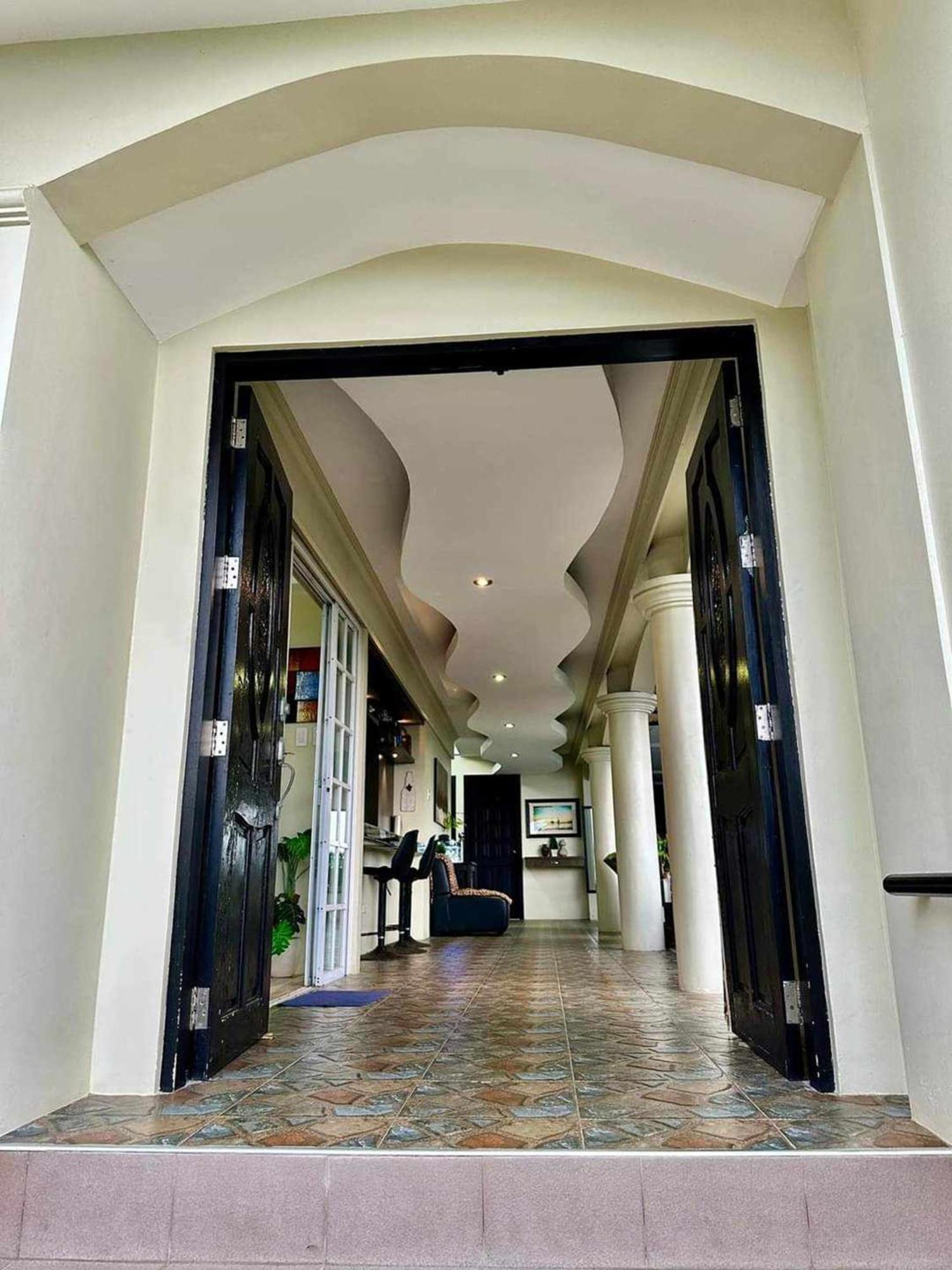 Avana Hills Tagaytay Villa Tagaytay City Εξωτερικό φωτογραφία